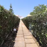 Dom wakacyjny 3-bed Townhouse With Pool In Balaia