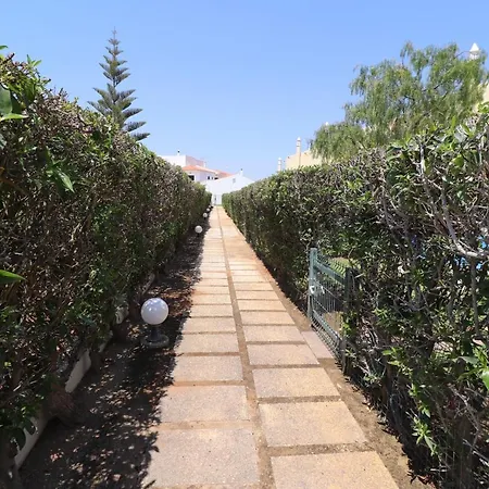 Σπίτι διακοπών 3-bed Townhouse With Pool In Balaia