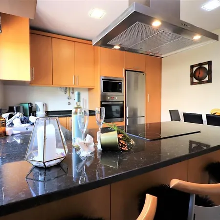 3-bed Townhouse With Pool In Balaia Αλμπουφέιρα