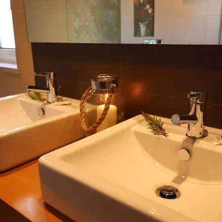 Tatil Evi 3-bed Townhouse With Pool In Balaia Albufeira