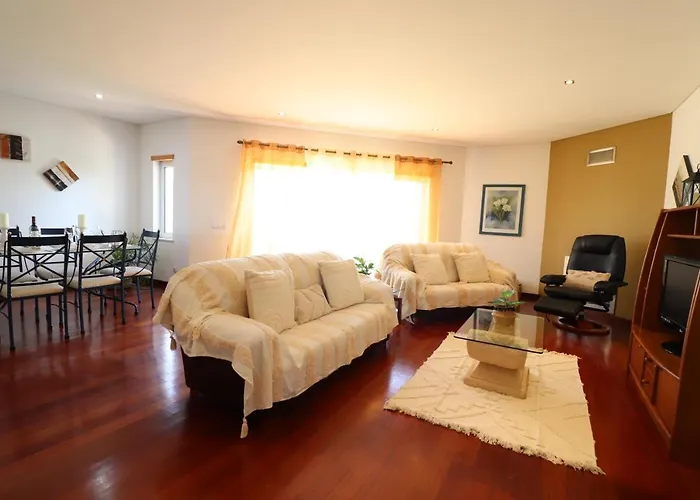 3-bed Townhouse With Pool In Balaia *